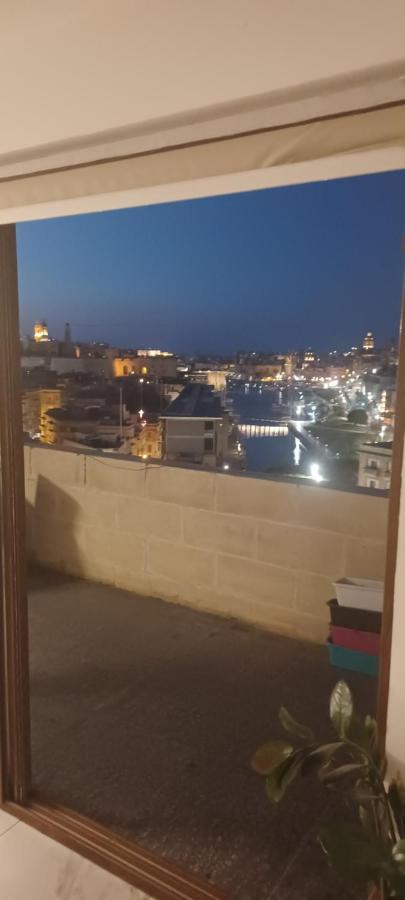 Апартаменты The View Penthouse Cospicua Экстерьер фото